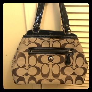 Coach Kisslock purse